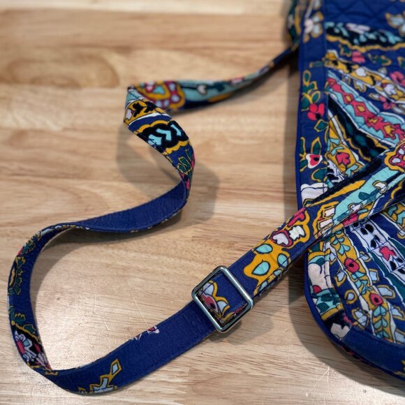 Vera Bradley Triple Zip Hipster Adjustable Crossbody Convertible Bag Multicolor - Picture 8 of 11